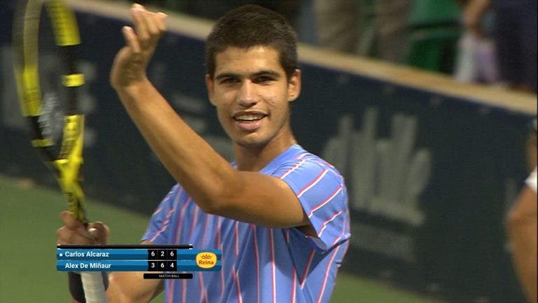 Carlos Alcaraz, con apenas 17 años, derrota a top 30 del mundo