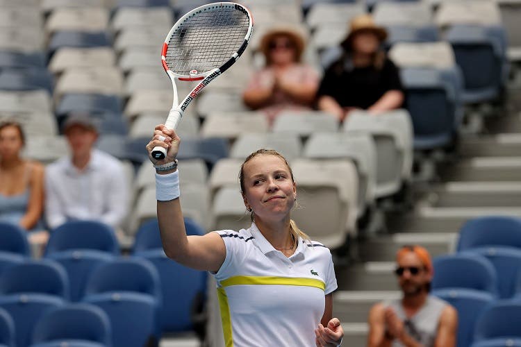 Imparable: Kontaveit gana en Stuttgart y logra una marca histórica en la WTA