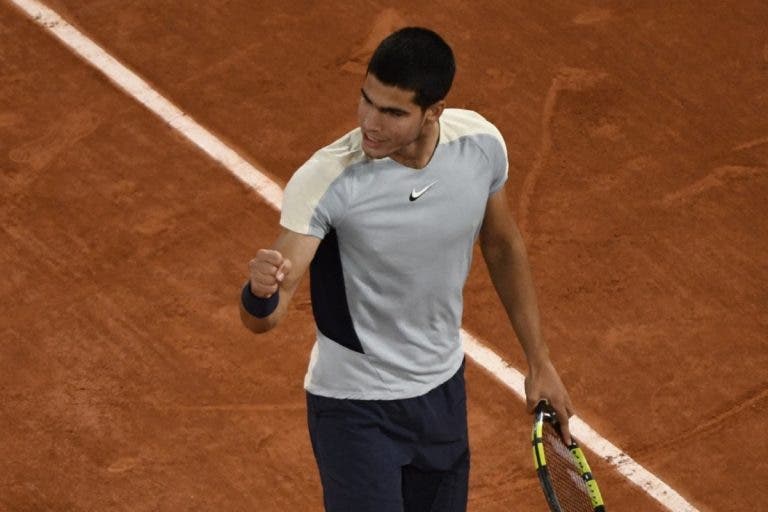 Imparable: Carlitos Alcaraz vuelve a ganar y se mete en cuartos de final de Roland Garros