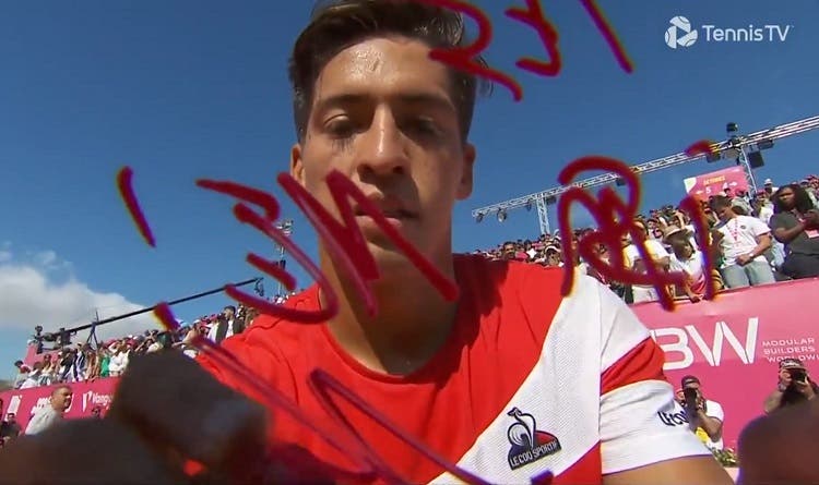 «¡Sí, soy yo!»: el mensaje de Báez tras salir campeón en el Estoril Open