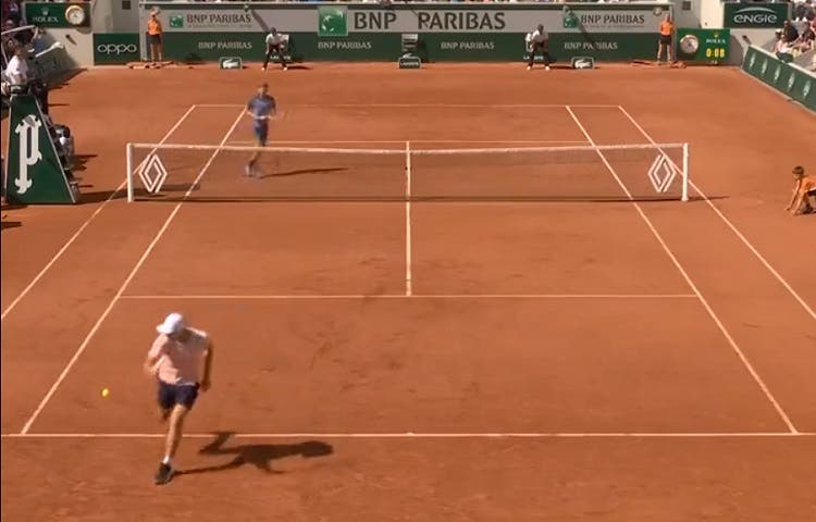 Imperdible: Hurkacz hace el punto más espectacular de Roland Garros