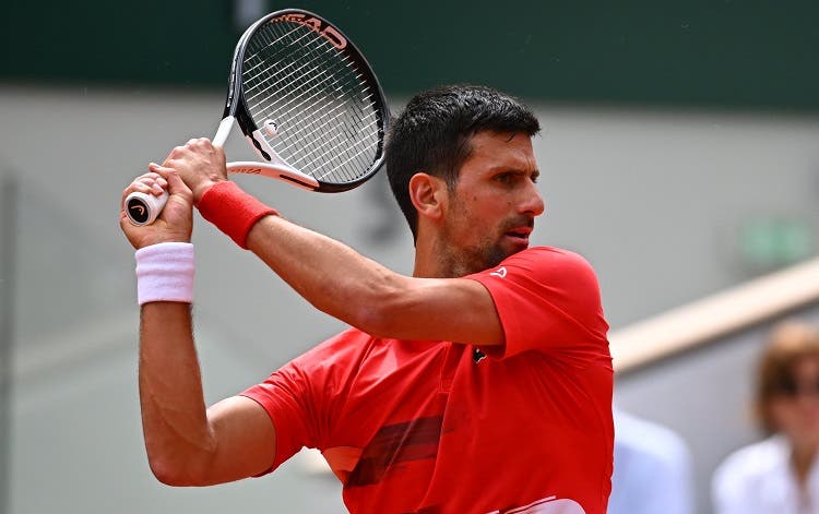 Djokovic gana sin problemas y desafía a Schwartzman en Roland Garros