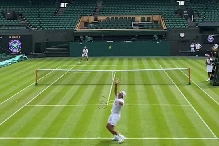 [VIDEO] Así fue el entrenamiento entre Rafa Nadal y Matteo Berrettini en Wimbledon