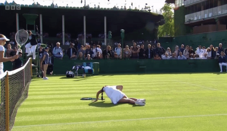[VIDEO] Camila Osorio sufre una dura caída y se retira lesionada en Wimbledon