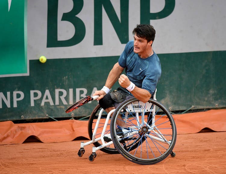 Gusti Fernández vence al N°1 del mundo y es finalista de Roland Garros