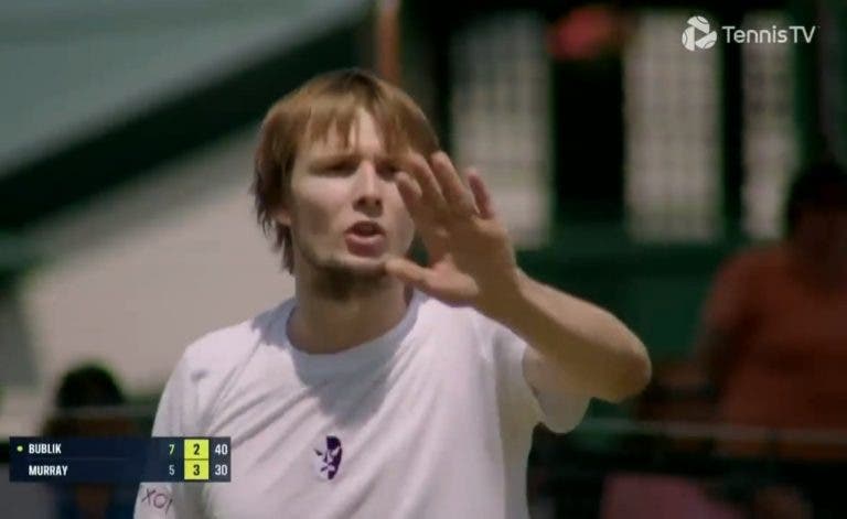 [VIDEO] Alexander Bublik y una nueva discusión con el umpire: «¿Juegas al tenis?»