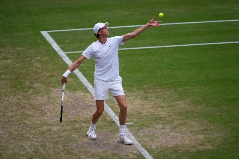 Jannik Sinner no tiene piedad con Juan Manuel Cerúndolo y aterriza en segunda ronda de Wimbledon