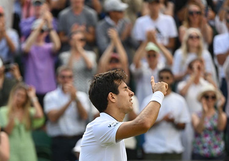 [VIDEO] El match point y la emoción de Garin al clasificar a cuartos en Wimbledon