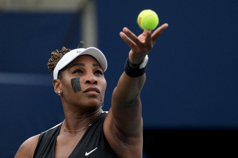 ¡Volvió a ganar! Serena Williams elimina a Párrizas Díaz en Toronto