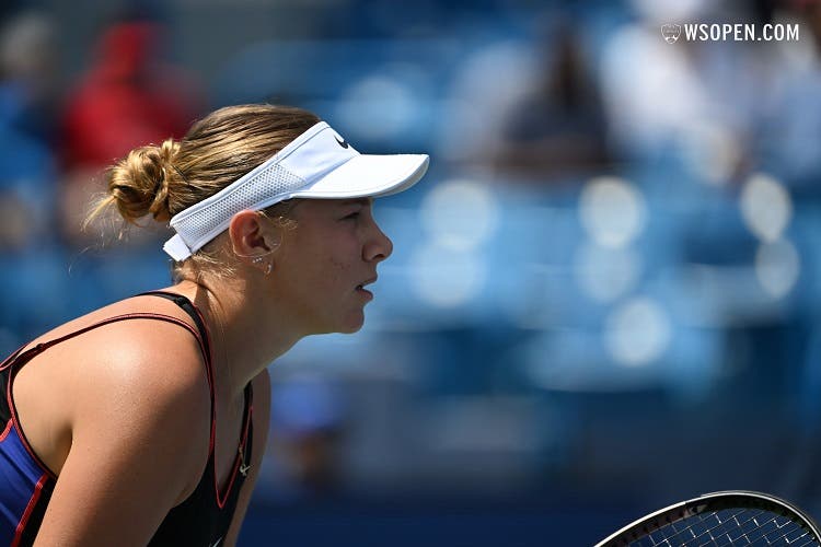 Amanda Anisimova se toma un tiempo fuera del tenis por problemas de salud mental
