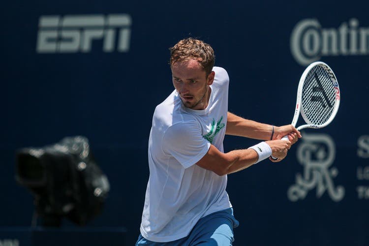 ATP 250 de Los Cabos: Medvedev y Aliassime avanzan sin problemas