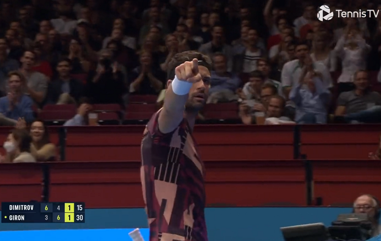 [VIDEO] El increíble revés de Dimitrov que hace aplaudir a todos en Viena