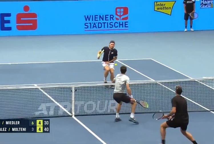 Qué dolor: duro golpe en la final de dobles en el ATP de Viena