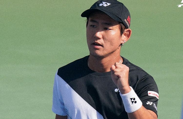 Nishioka sorprende a Shapovalov y es el campeón del ATP de Seúl
