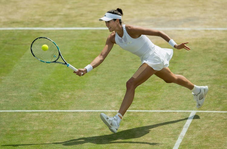 Wimbledon podría cambiar la vestimenta blanca por pedido de las tenistas