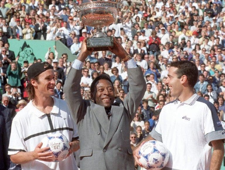 Rafa Nadal deja un sentido homenaje tras la muerte de Pelé: «El Rey del Fútbol»