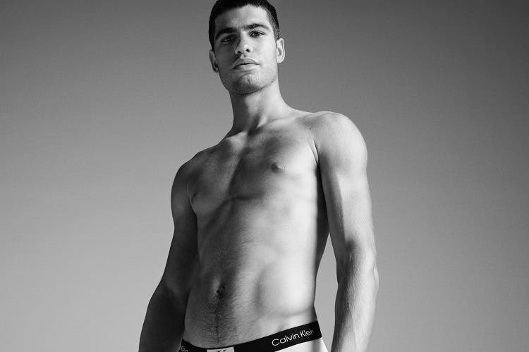 Carlos Alcaraz se estrena como modelo de ropa interior para Calvin Klein