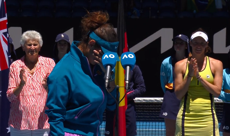 Rompió en llanto: emocionante despedida del tenis de Sania Mirza en Australia