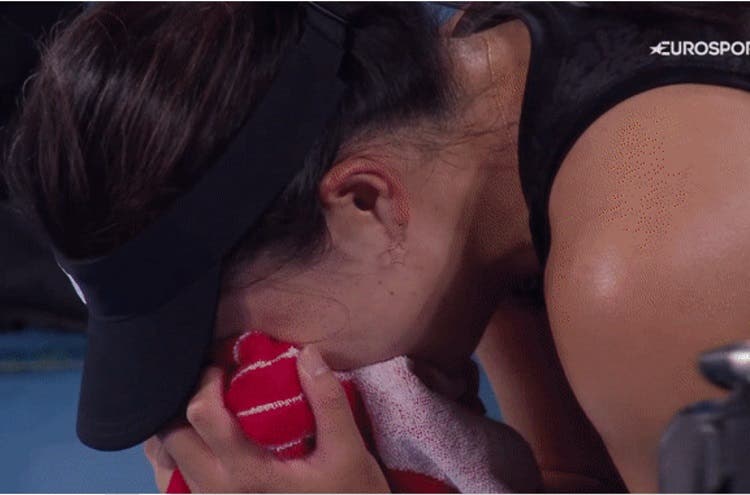 No aguantó las lágrimas: la emoción de Zhu Lin al ganar el partido de su vida en Australia