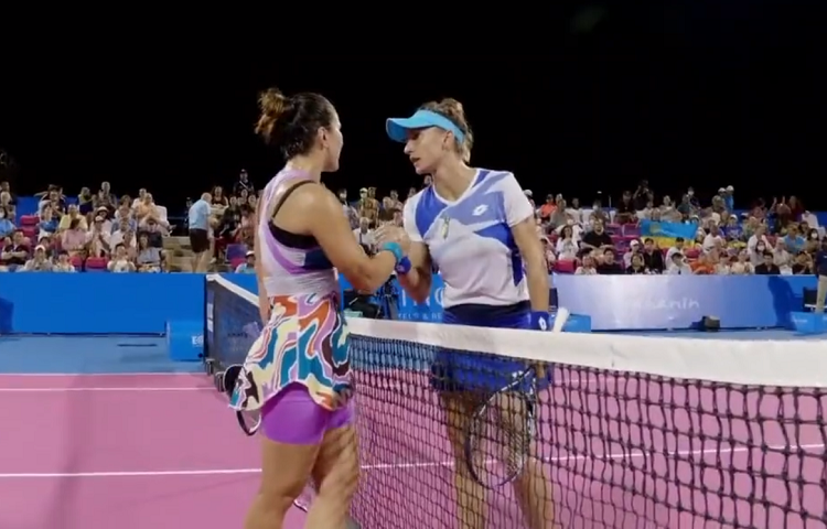 Duro golpe: Andreescu abandona por lesión en el WTA de Hua Hin