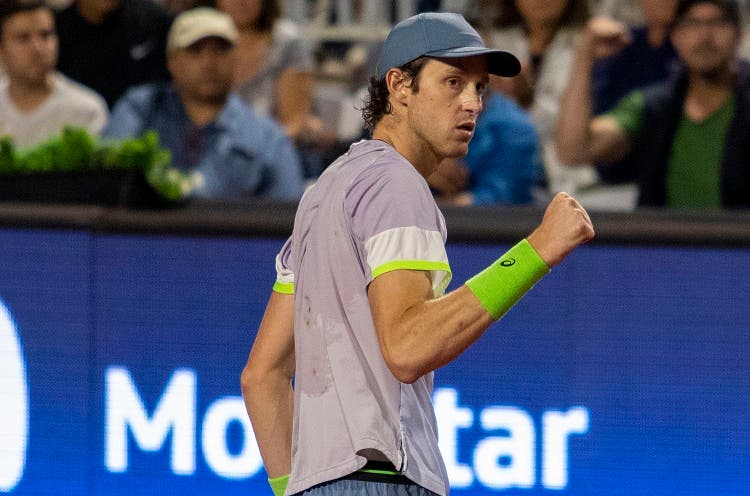 Campeón en casa: Jarry vuelve a ganar un título ATP en el Chile Open