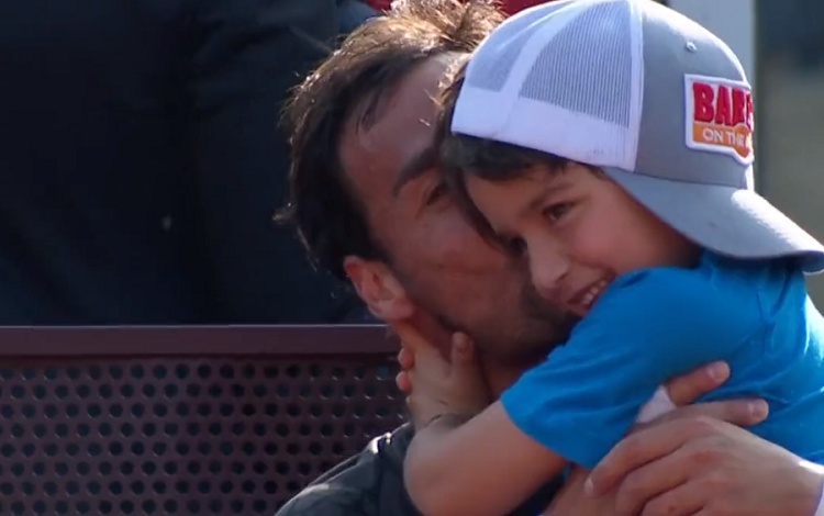 [VIDEO] La emotiva celebración de Fognini con su hijo al ganar en Roma