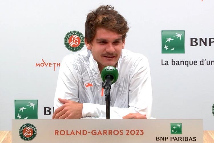 Amenazan a periodista por preguntar sobre una denuncia de violencia de género en Roland Garros