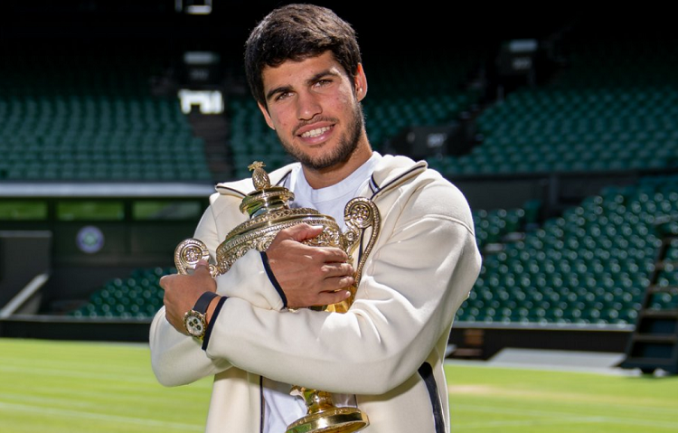 ¿Cuánto vale el reloj que usó Carlos Alcaraz para celebrar Wimbledon?