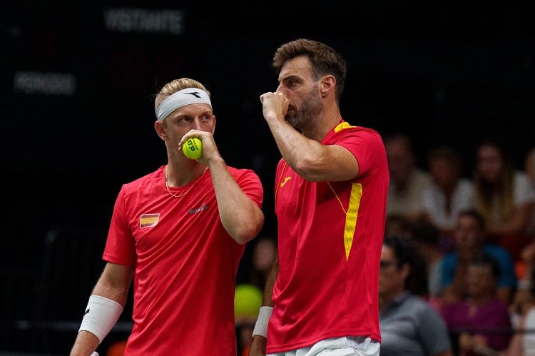 Debacle en la Copa Davis: el dobles pierde 2 match points y España cae 0-3 con Chequia