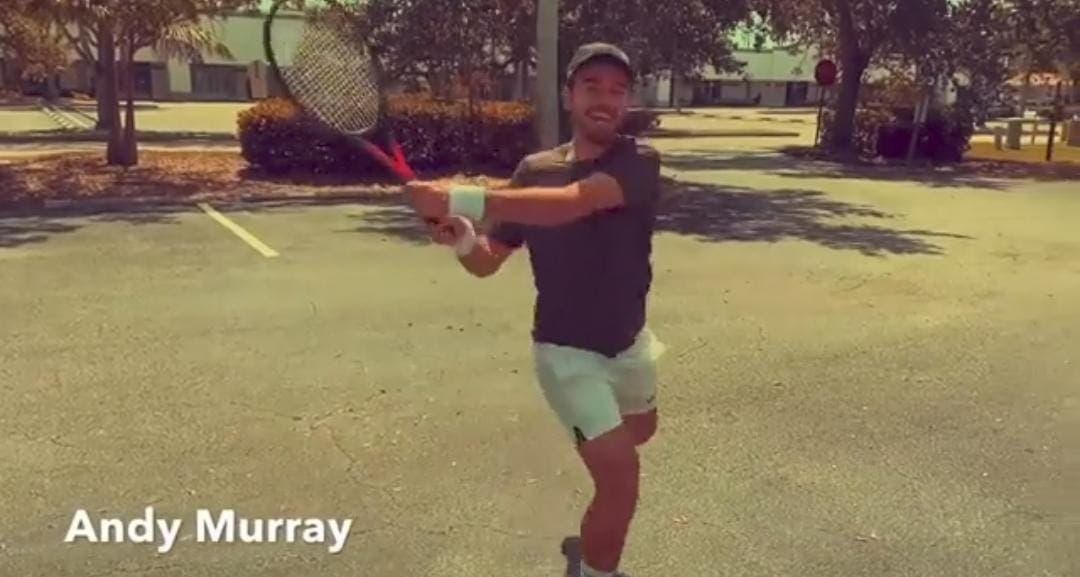 [VIDEO] El increíble imitador de tenistas que se hizo viral en las redes sociales