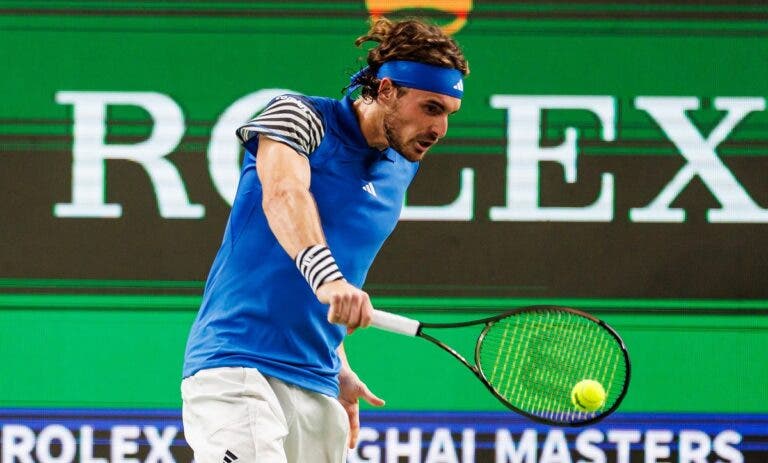 Stefanos Tsitsipas vuelve a sufrir y se despide del ATP Masters 1000 de Shaghái