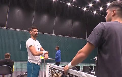 alcaraz-djokovic-entrenan