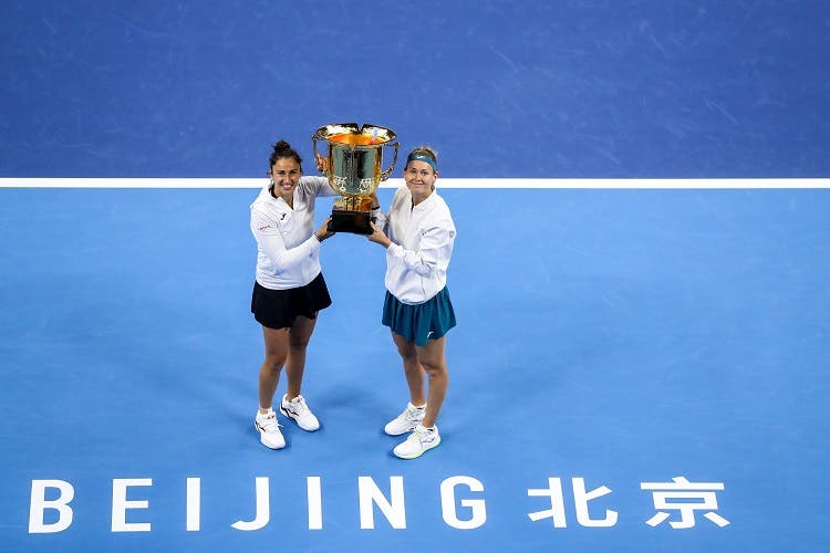 Sorribes supera la mexicana Olmos y conquista su mayor título en dobles en Beijing