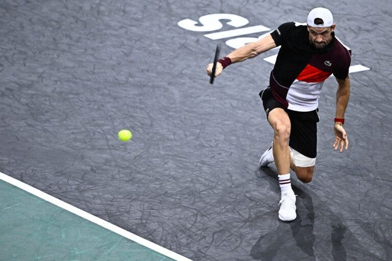 Grigor Dimitrov golpea a Medvedev y lo elimina del ATP Masters 1000 de Paris-Bercy